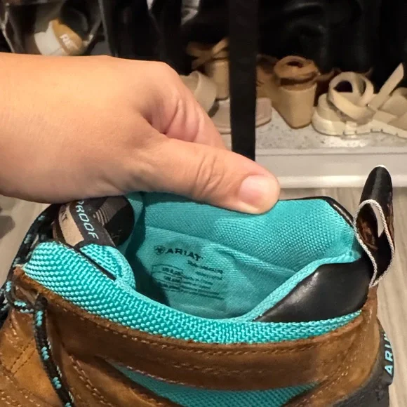 Ariat Teal and Brown Outdoor Boots - Picture 6 of 6